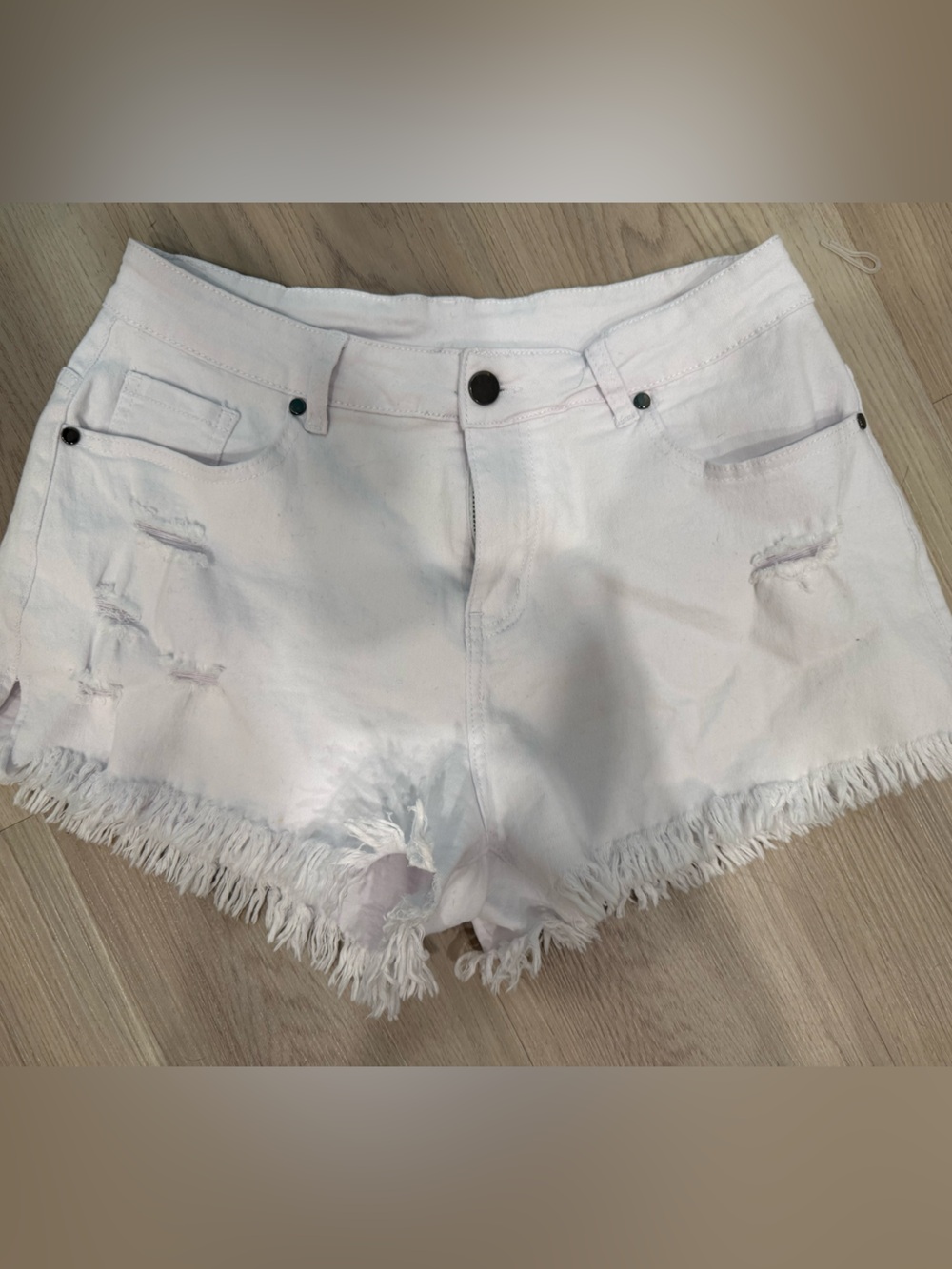 Women’s White Distressed Frayed Hem Denim Shorts